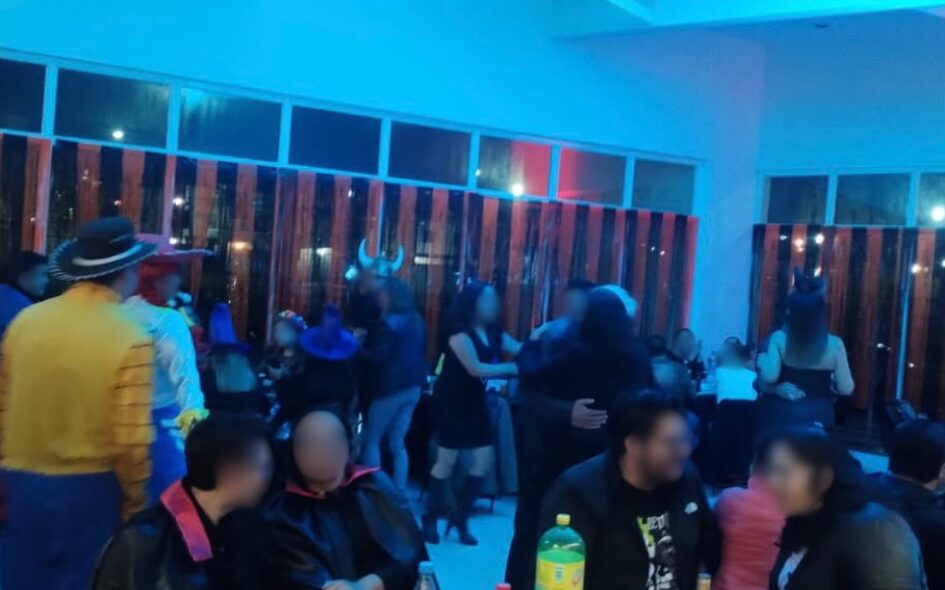 Fiesta temática para residentes